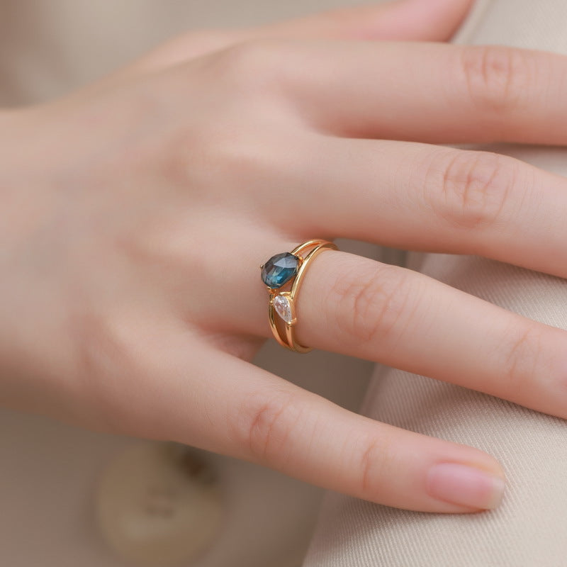 Bague topaze bleu ciel de luxe légère et tendance