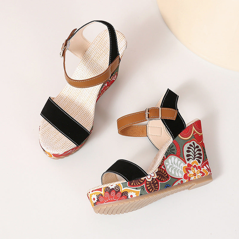 Mode Blumen bestickt High Wedge Sandalen für Frauen Sommer Zehen Plattform Schnalle Schuhe