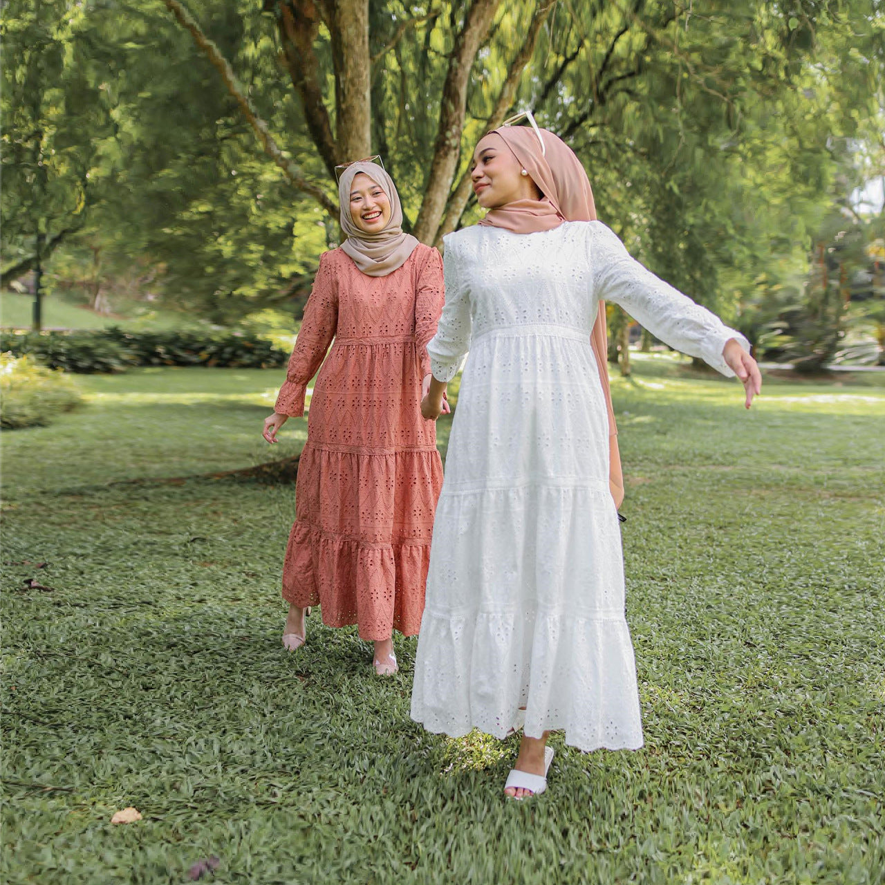 Muslim Malaysia Indonesien Hohlspitze Kleid