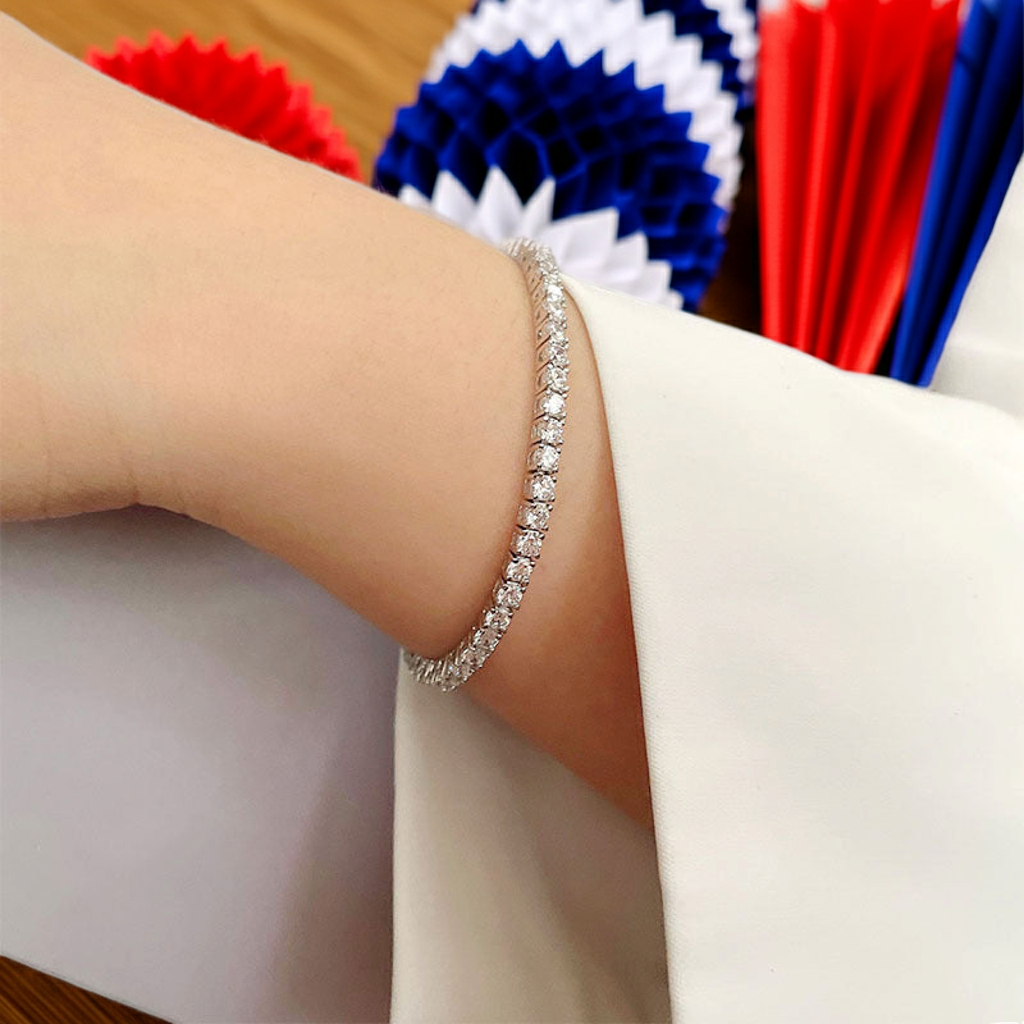 Vier-Krallen-Armband für Damen, High Carbon Drill, Full Drill, Nische